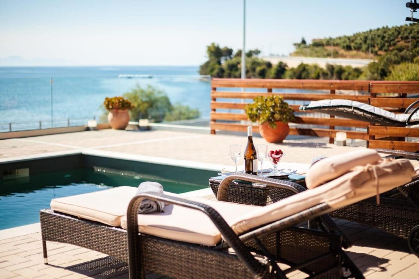 Seaside Summer Bliss - Aurora Luxury Pool Paradise Petalídhion Esterno foto